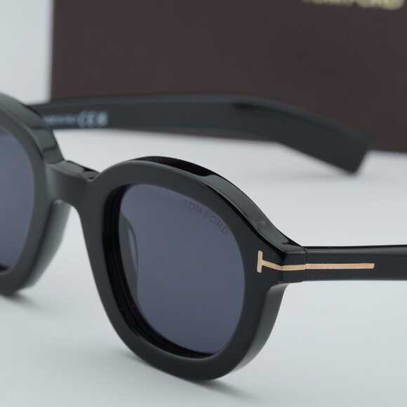 Tom Ford Raffa FT1100 01A Round Sunglasses - Black/Smoke - Picture 9 of 11